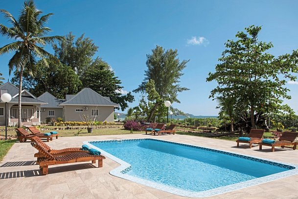 Cote d'Or Footprints