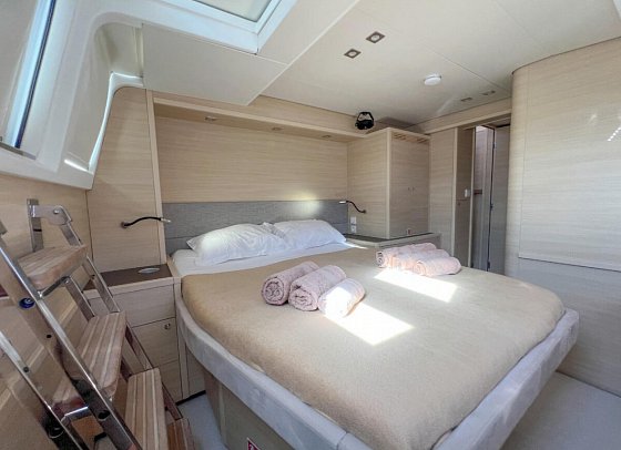Segeltörn Praslin Dream Premium - Kabinenbeispiel Lagoon 620 (Superior-Kabine)