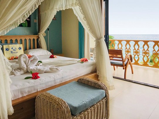 Patatran Village - Wohnbeispiel Superior Room (Zimmercodierungen US1 & UH2)