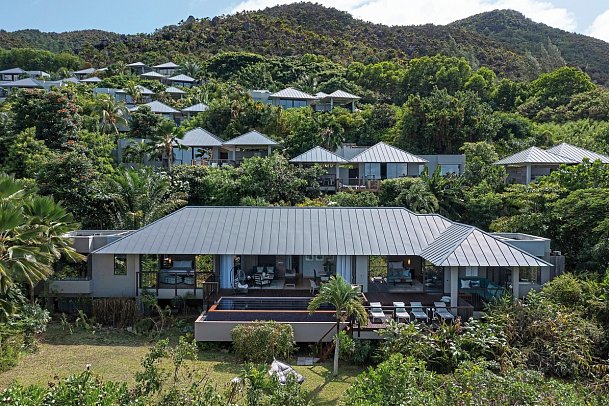 Raffles Seychelles - Wohnbeispiel Two Bedroom Beachfront Pool Villa (Zimmercodierung VB5)