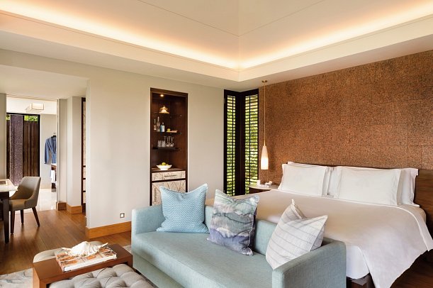 Raffles Seychelles - Wohnbeispiel Ocean View Pool Villa King (Zimmercodierungen VMM & VS8)