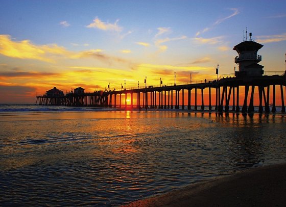 California Beach & Sun - Huntington Beach