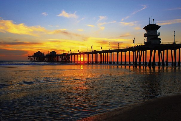 California Beach & Sun - Huntington Beach