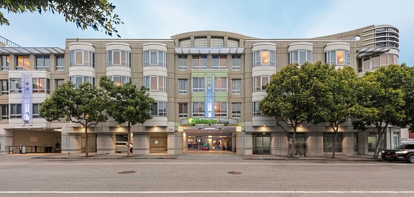 Holiday Inn Express and Suites Fisherman's Wharf