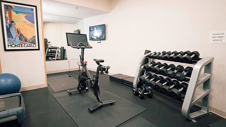 Holiday Inn Express and Suites Fisherman's Wharf