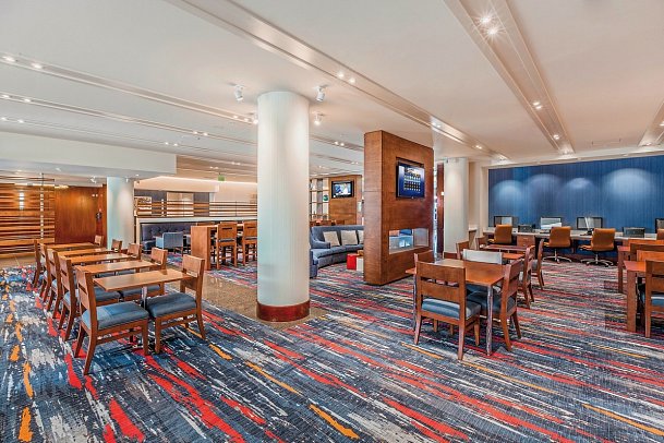 Holiday Inn Express and Suites Fisherman's Wharf