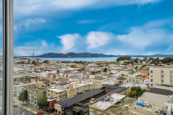 Comfort Inn by the Bay