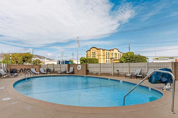 Best Western Plus Grosvenor Airport Hotel