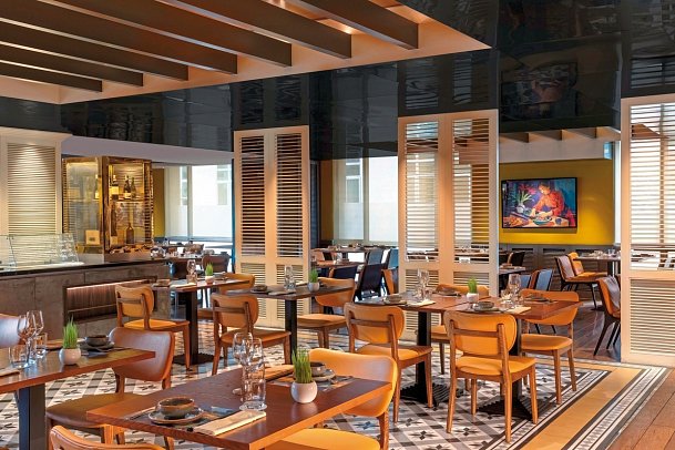 Sofitel Saigon Plaza