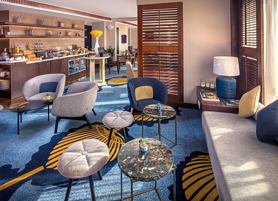 Sofitel Saigon Plaza - Club Lounge
