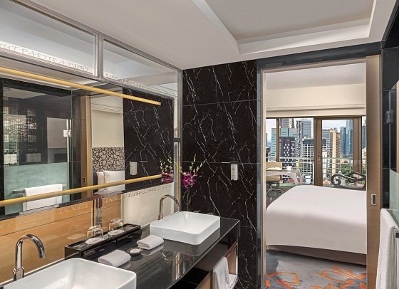 Sofitel Saigon Plaza - Bad Luxury Club (Zimmercodierung UL1)