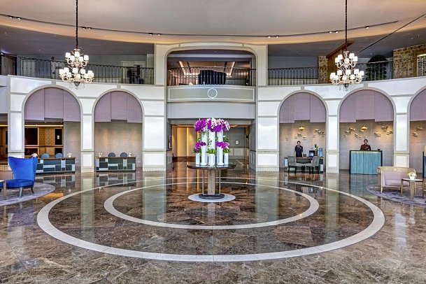Sofitel Saigon Plaza