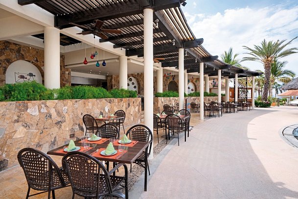 Secrets Puerto Los Cabos Golf & Spa Resort