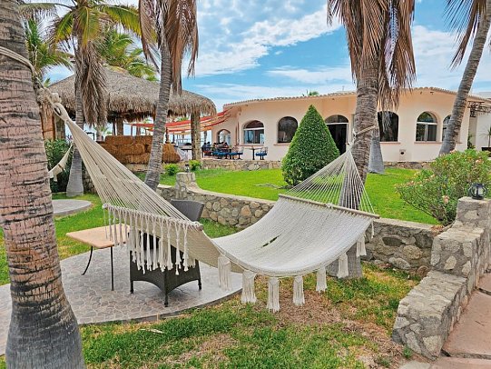 Buena Vista Oceanfront & Hot Springs Resort