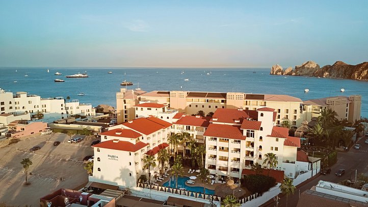 Bahia Hotel & Beach House