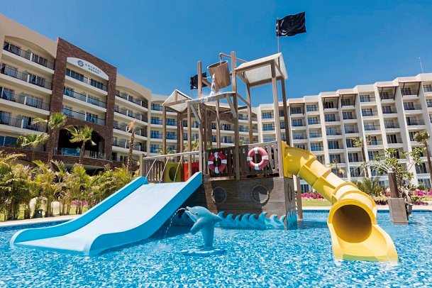 Krystal Grand Los Cabos