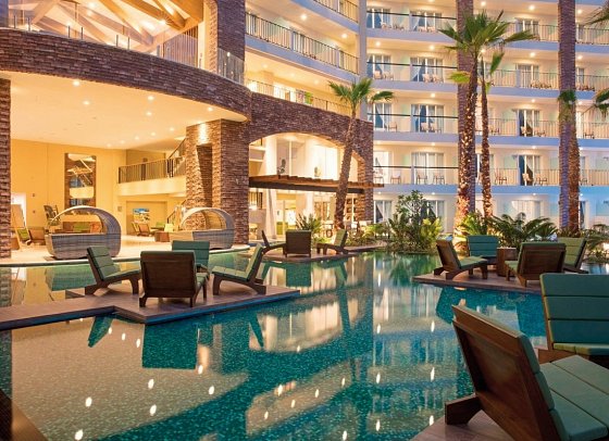 Krystal Grand Los Cabos