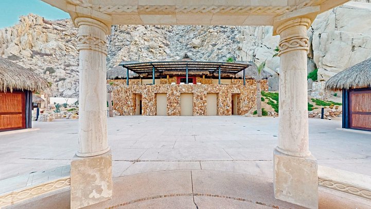 Grand Solmar Land’s End Resort & Spa