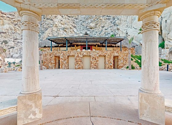 Grand Solmar Land’s End Resort & Spa