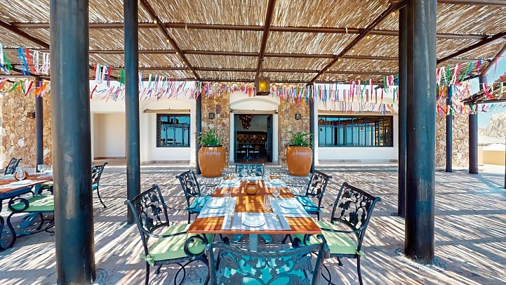 Grand Solmar Land’s End Resort & Spa