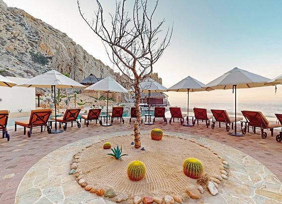 Grand Solmar Land’s End Resort & Spa