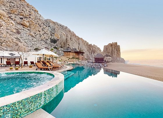 Grand Solmar Land’s End Resort & Spa