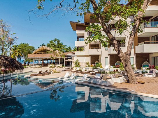 Azura Beach Resort