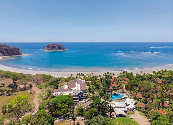 Azura Beach Resort
