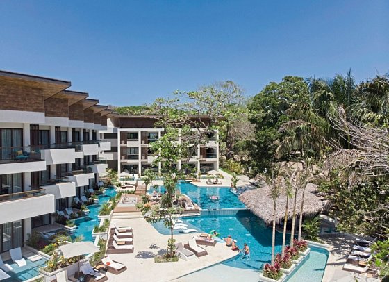 Azura Beach Resort