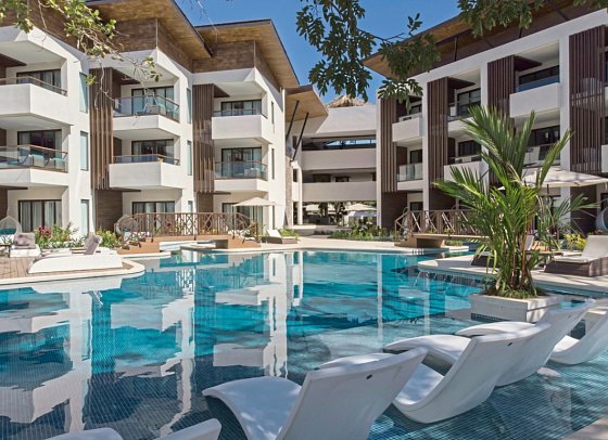 Azura Beach Resort