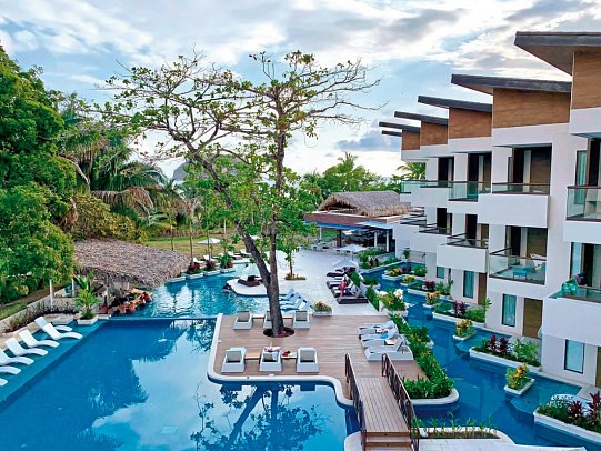 Azura Beach Resort