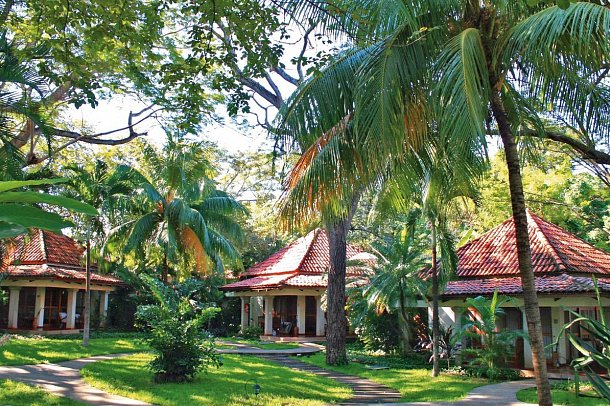 Capitan Suizo Beachfront Boutique Hotel