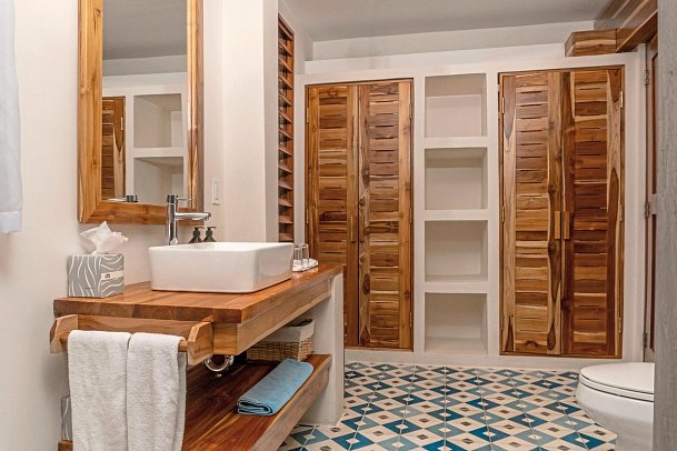 Capitan Suizo Beachfront Boutique Hotel - Wohnbeispiel Bad