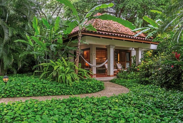 Capitan Suizo Beachfront Boutique Hotel