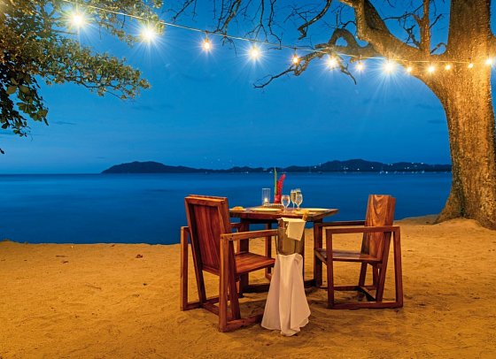 Capitan Suizo Beachfront Boutique Hotel