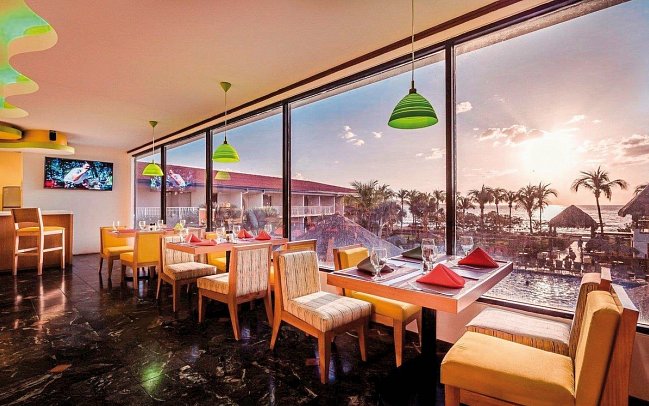 Margaritaville Beach Resort Playa Flamingo