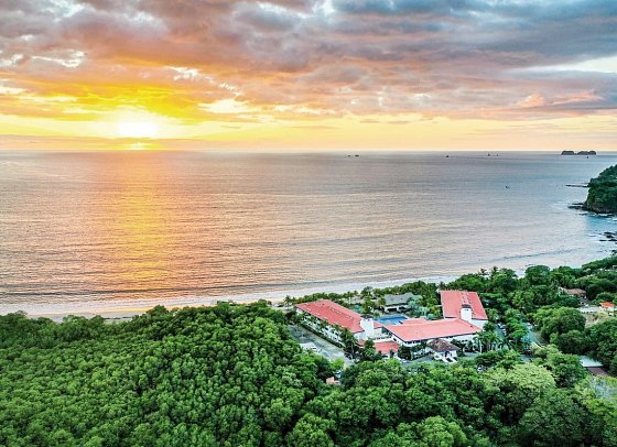 Margaritaville Beach Resort Playa Flamingo