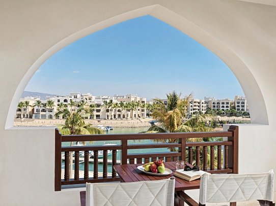 Juweira Boutique Hotel - Wohnbeispiel Juweirah Room (Zimmercodierung US1)