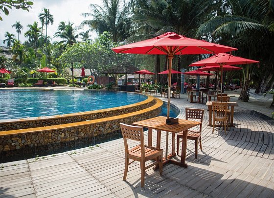 Centara Koh Chang Tropicana Resort