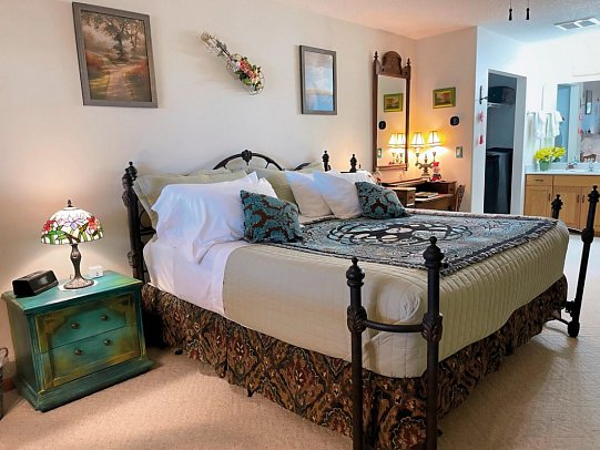 Crystal River Lullaby B&B