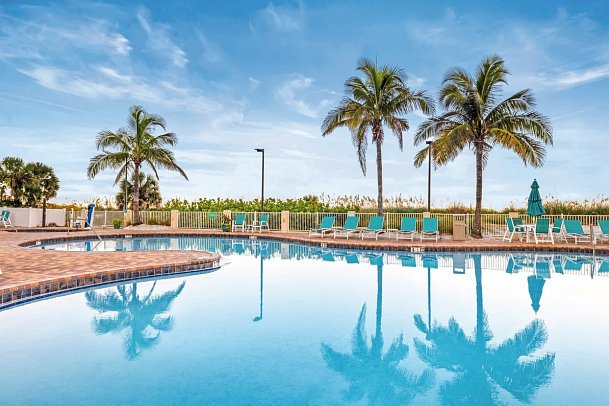 Sunset Vista Two bedroom Beachfront Suites Apartments