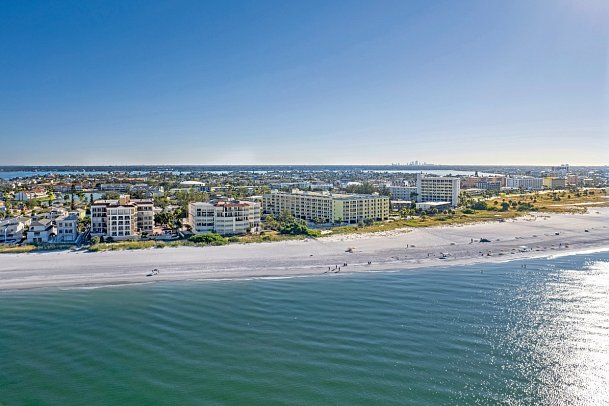 Sunset Vista Two bedroom Beachfront Suites Apartments