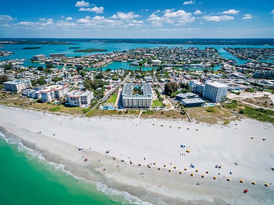 Sunset Vista Two bedroom Beachfront Suites Apartments