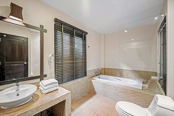 Baan Chaweng Beach Resort & Spa - Wohnbeispiel Beachfront Suite (Zimmercodierung WBO)