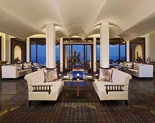 Vana Belle - A Luxury Collection Resort - Lobby