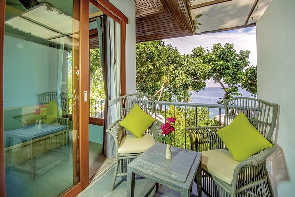 Coral Cliff Beach Resort