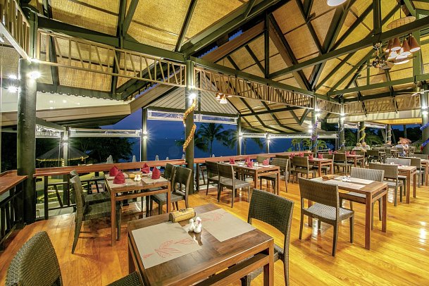 Coral Cliff Beach Resort