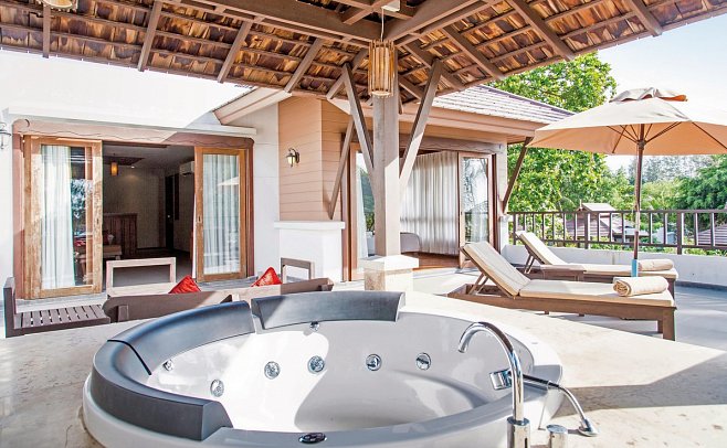 Maehaad Bay Resort - Wohnbeispiel Jacuzzi Suite 2 Bedroom (Zimmercodierung WB2)