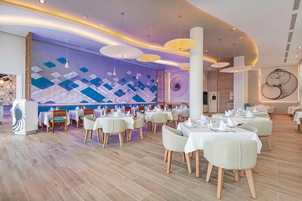 Grand Aston Varadero Beach Resort