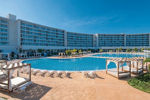 Grand Aston Varadero Beach Resort